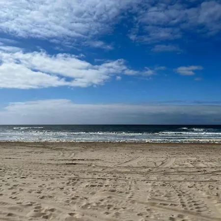 Дом отдыха Charming In Sint Maartenszee Sint Maartensvlotbrug