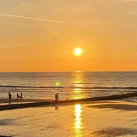 Charming In Sint Maartenszee Дом отдыха